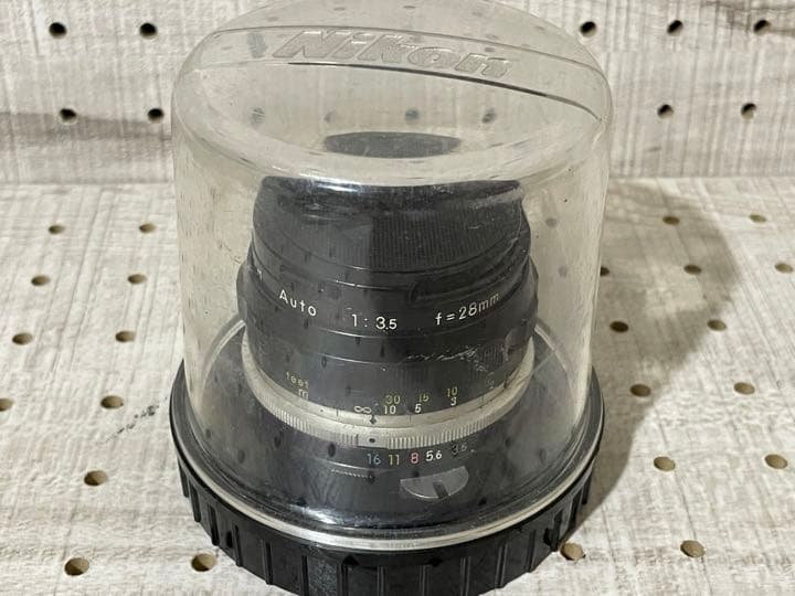 ニコンレンズNikkor-Auto Nikon  28-mm F3.5