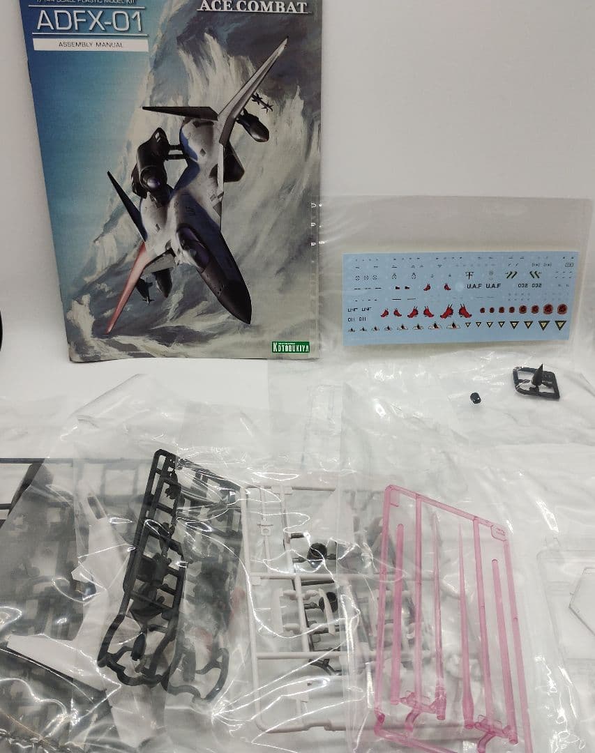 【新品未開封】コトブキヤ エースコンバット ADFX-01 2点セットプラモデル