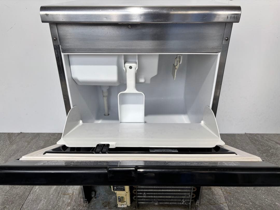 ホシザキ業務用製氷機IM-35Mキューブアイス