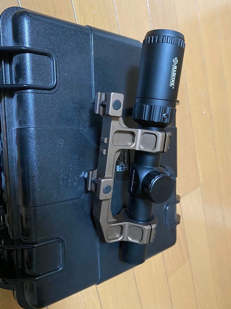 MARCOOL 1.5〜5x20 ショートスコープ マウント付き