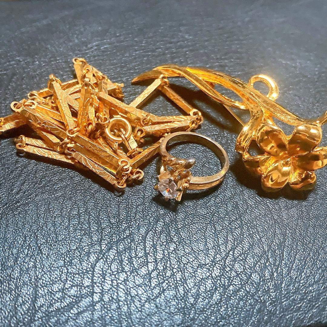 ゴールドアクセサリー リング ネックレス ブローチ ３点まとめ売り
