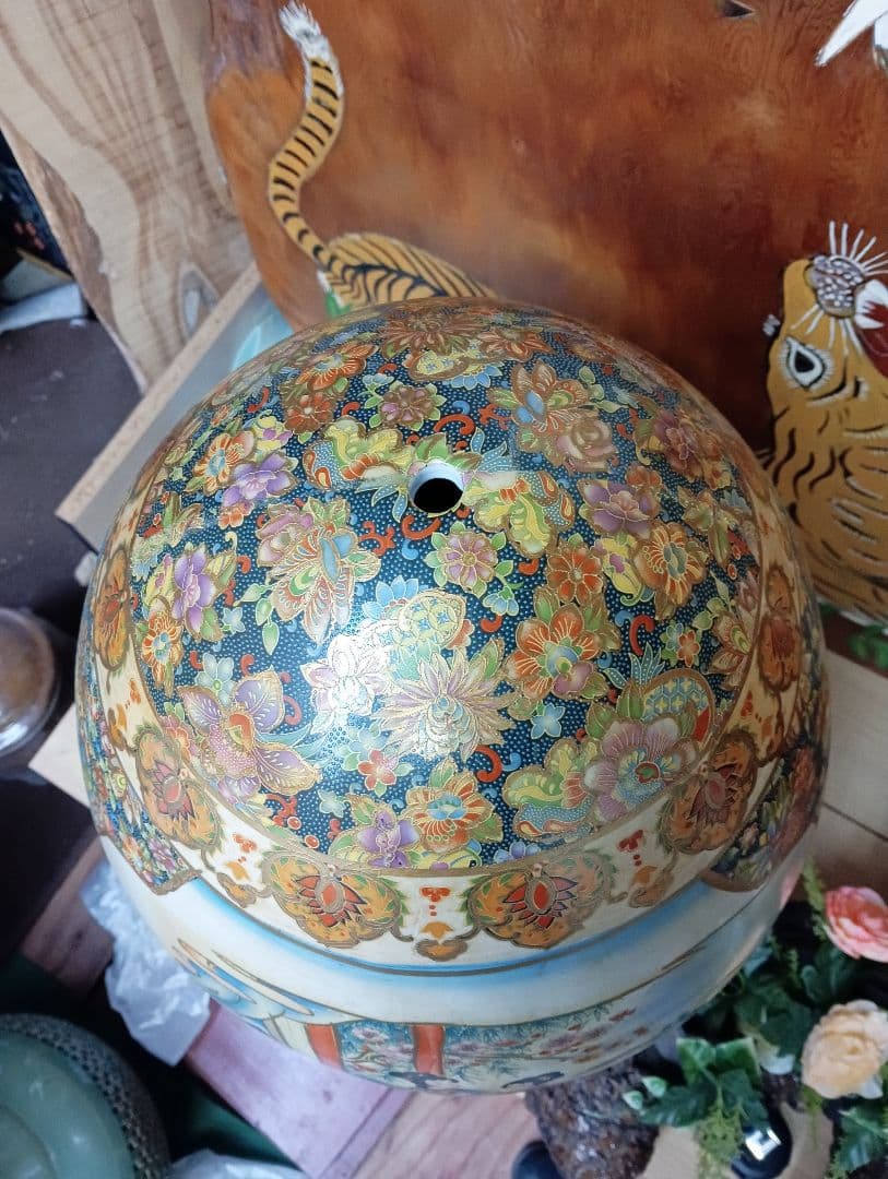 豪華絢爛　薩摩焼　金襴手遊女図 卵型置物 床飾物 古美術品