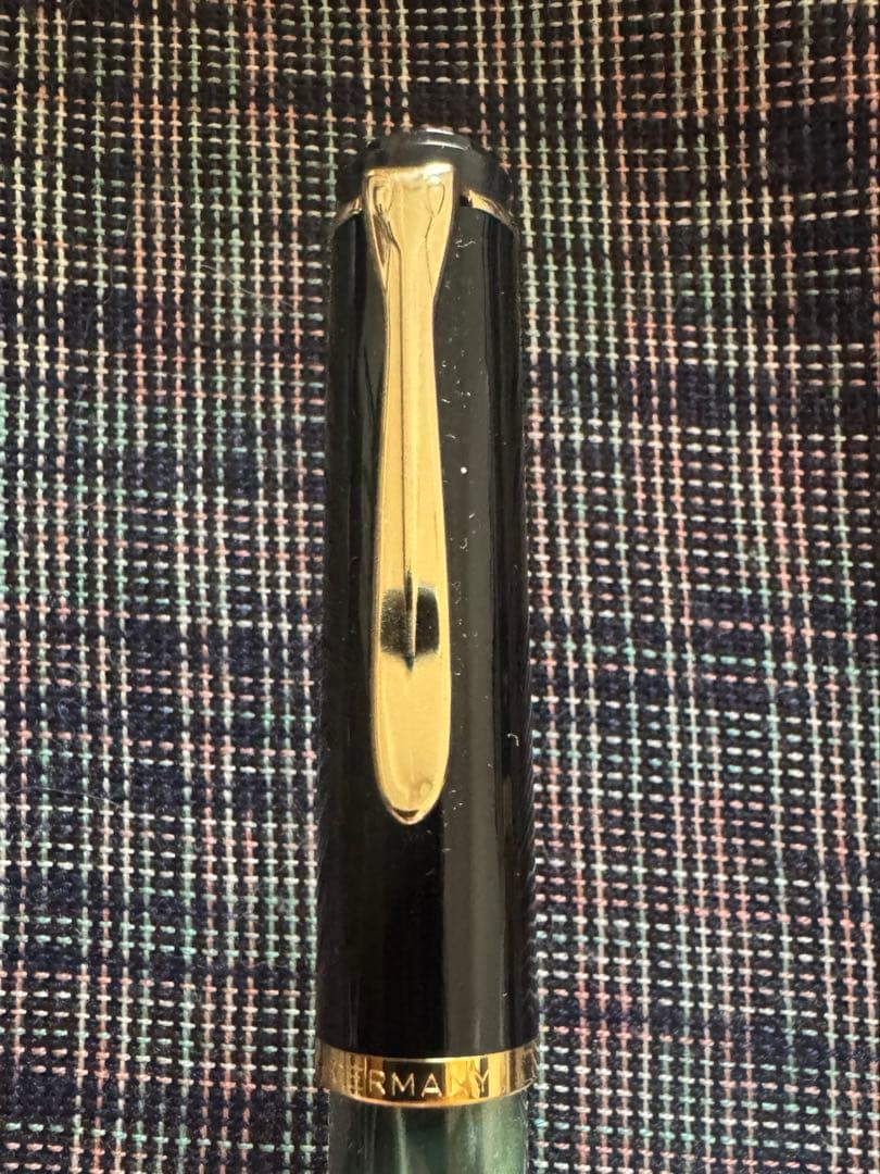 ペリカン 万年筆クラシックM200 F マーブルグリーン &インク（ブラック）