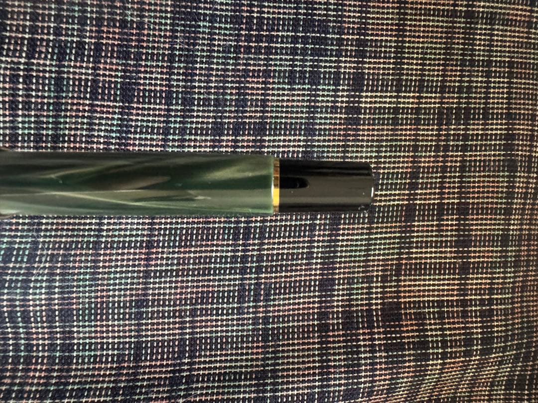 ペリカン 万年筆クラシックM200 F マーブルグリーン &インク（ブラック）