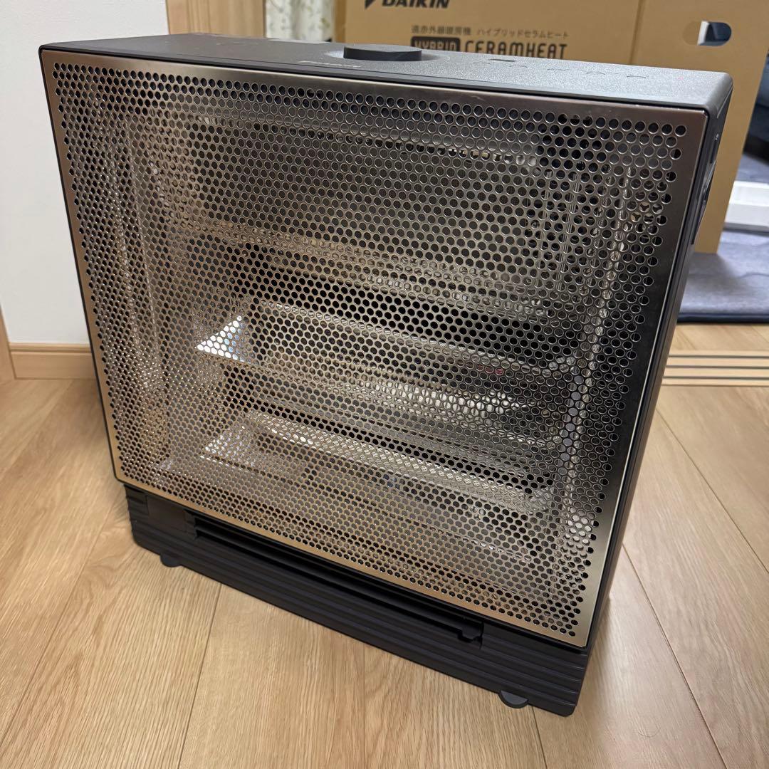 DAIKIN ハイブリッドセラムヒート　WRH134AS-H