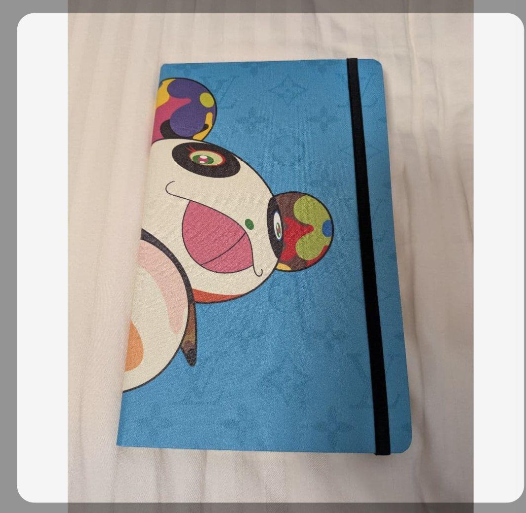 LOUIS VUITTON の村上隆コラボ　LV × TM ノートブックMM