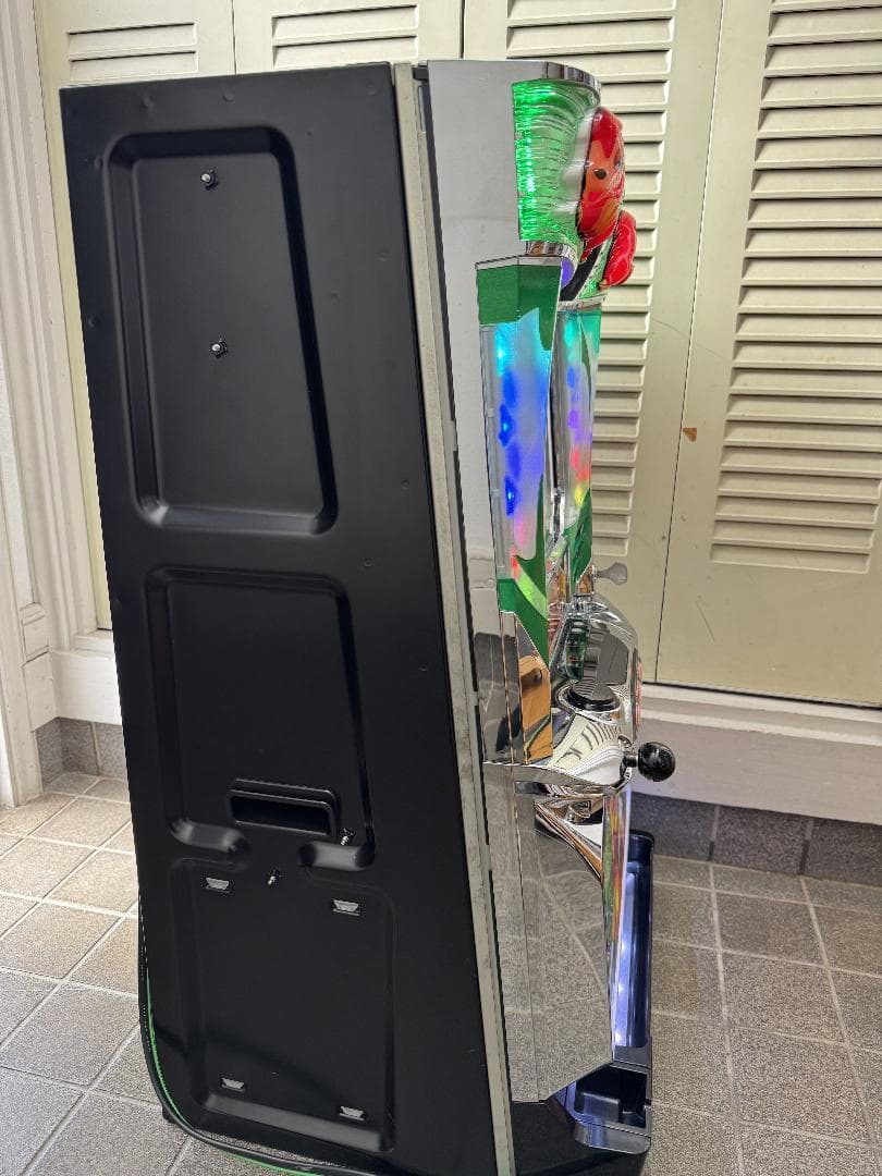 【ご自宅まで送料無料‼️】緑ドン viva!情熱南米編　エレコ　5号機