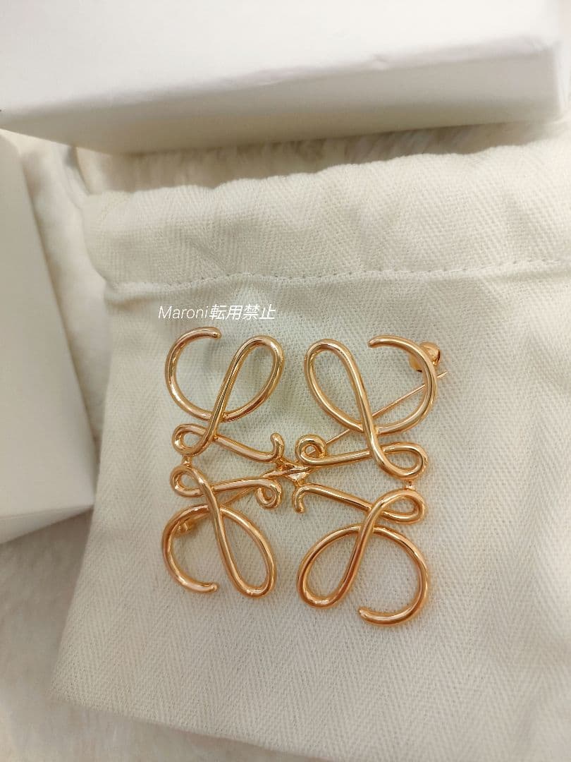 LOEWE ロエベ☆アナグラム ブローチ☆美品