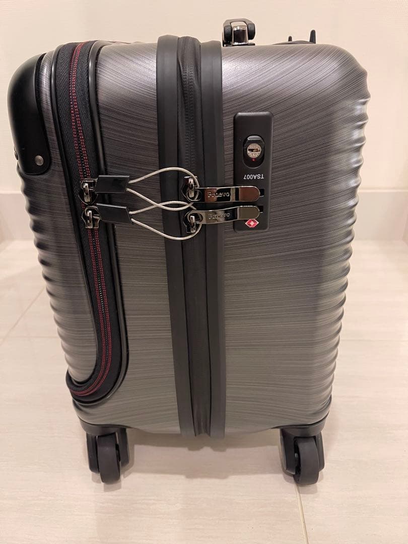 PROEVOスーツケース機内持ち込み