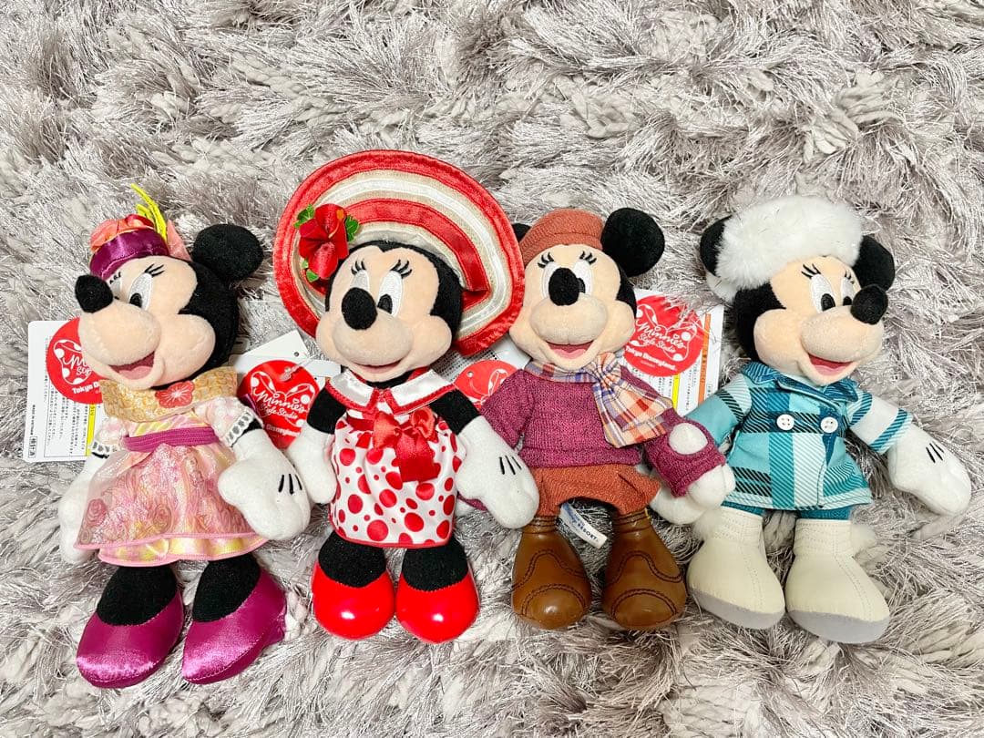 ディズニー ミニーのスタイルスタジオ ぬいぐるみバッジ 春 夏 秋 冬