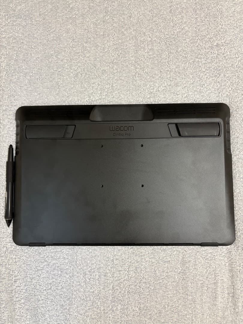 WACOMCintiqPro16(2021.DTH167K0D+付属品（箱無し）