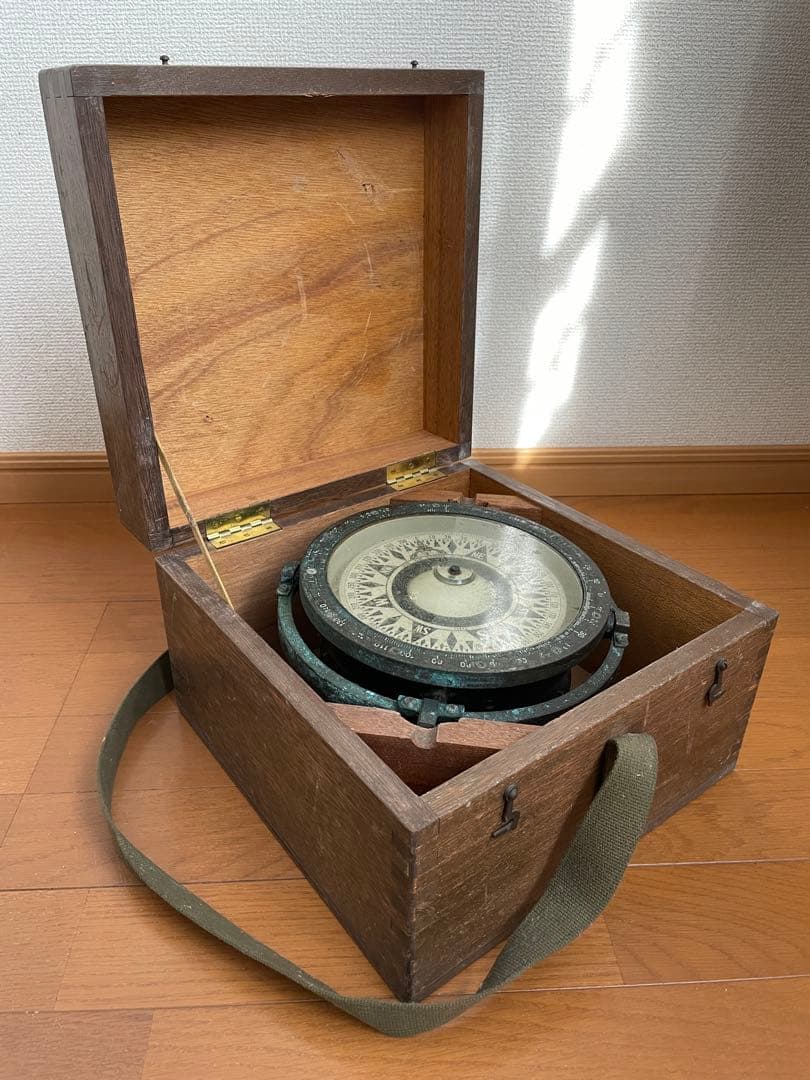 船舶用 コンパスボウル（木箱入り）1975年製