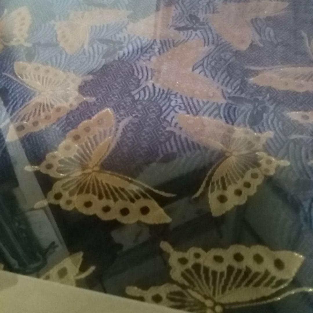 古木額縁に入ってる帯額装