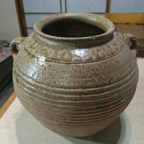 古越州灰陶線刻両耳壺 周末漢時代