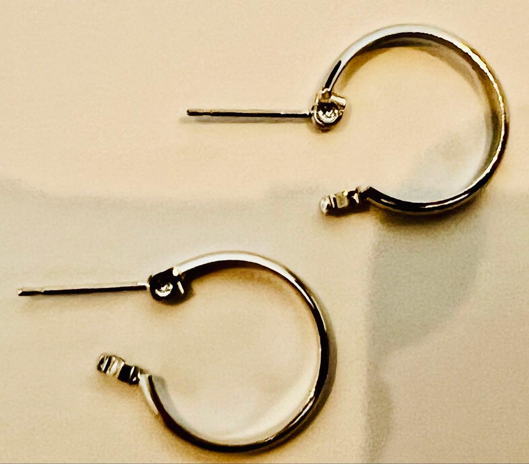 K18ホワイトゴールドフープピアス 新品未使用