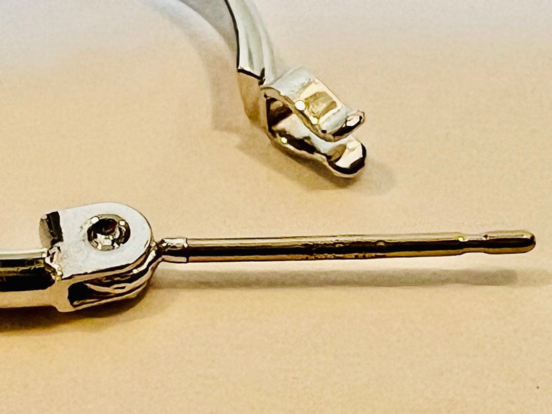 K18ホワイトゴールドフープピアス 新品未使用