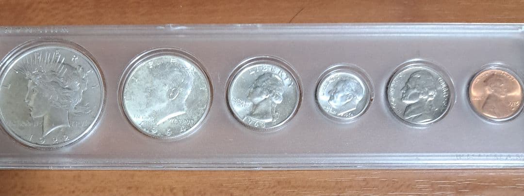 1922年ピースダラー 1964年ケネディハーフダラー などアメリカ古銭銀貨