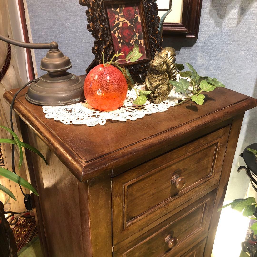 シャビーシック　フレンチ　カントリー　軽量コンパクト　アクセントチェスト