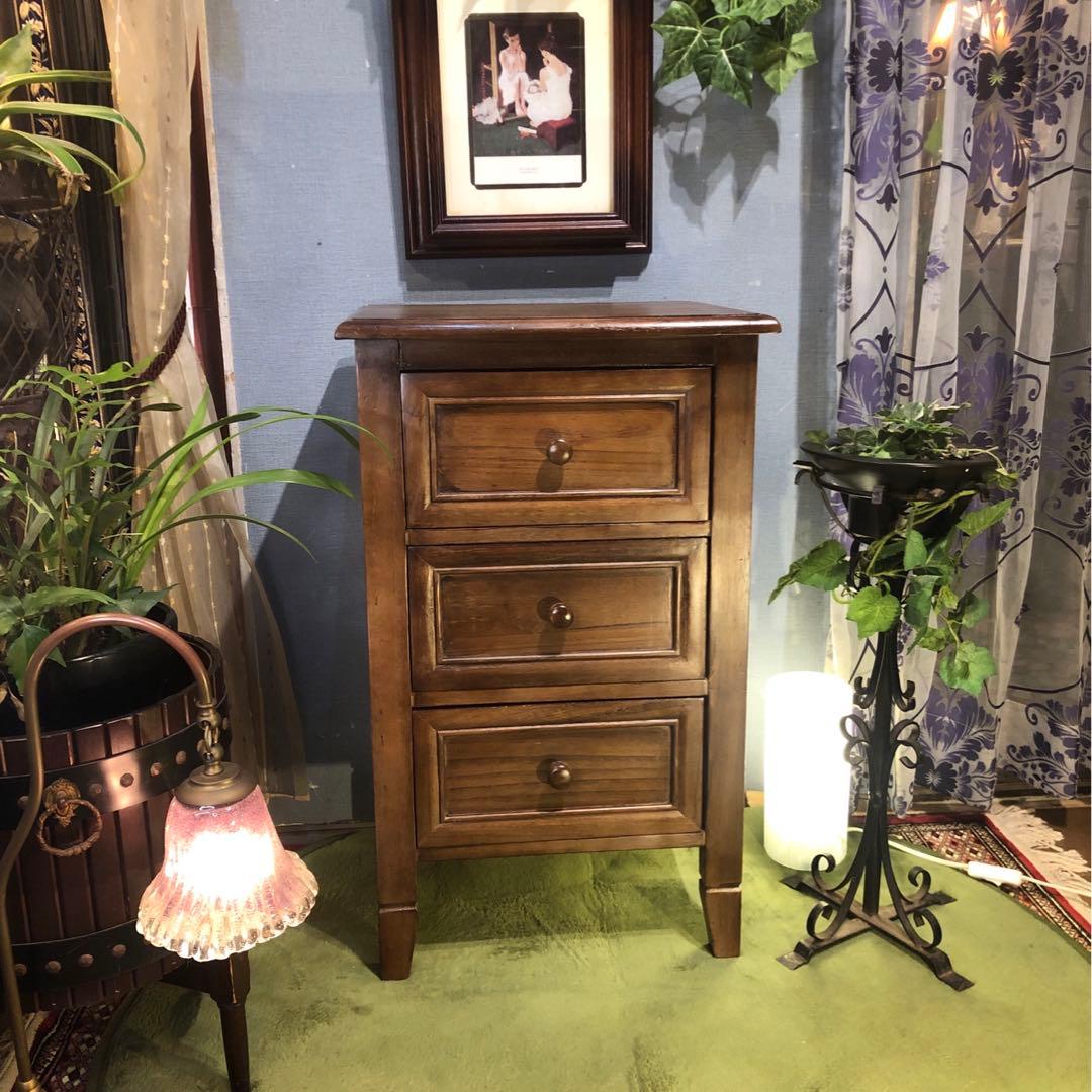 シャビーシック　フレンチ　カントリー　軽量コンパクト　アクセントチェスト