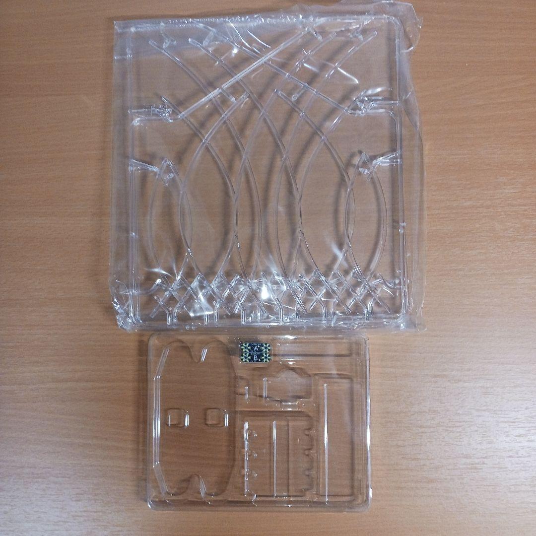 アクシズ社　MG オシリス・エアリアル・ドミネーター　オシリスの翼 クシャトリヤ