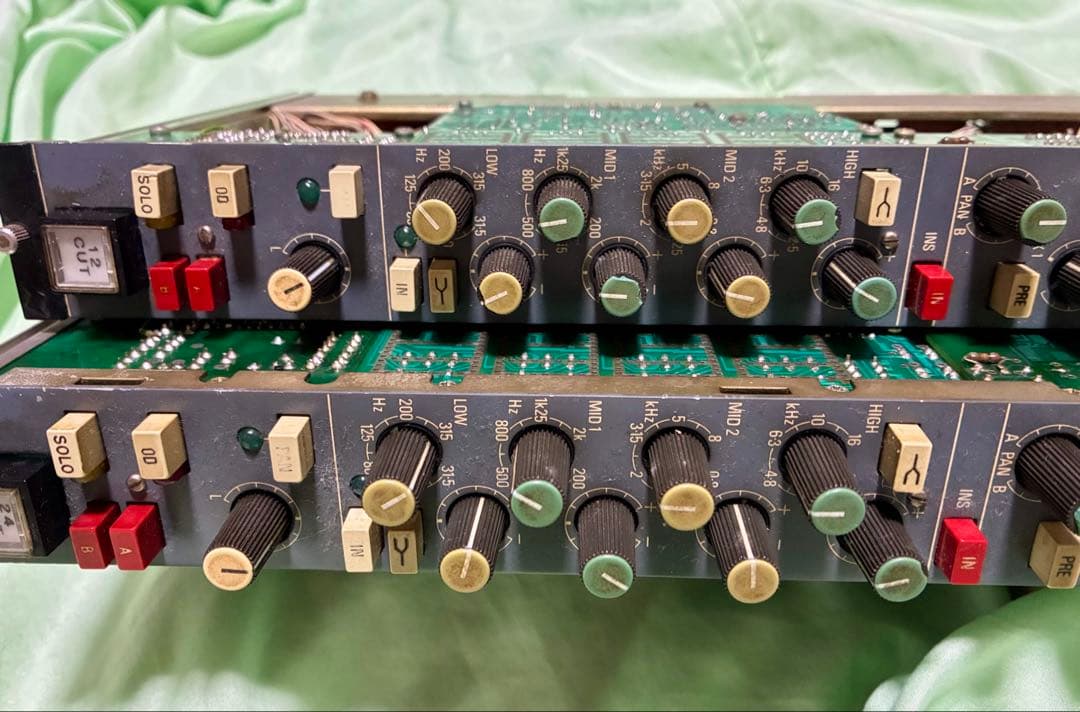 Neveミキシングコンソールモジュール2本セット売り