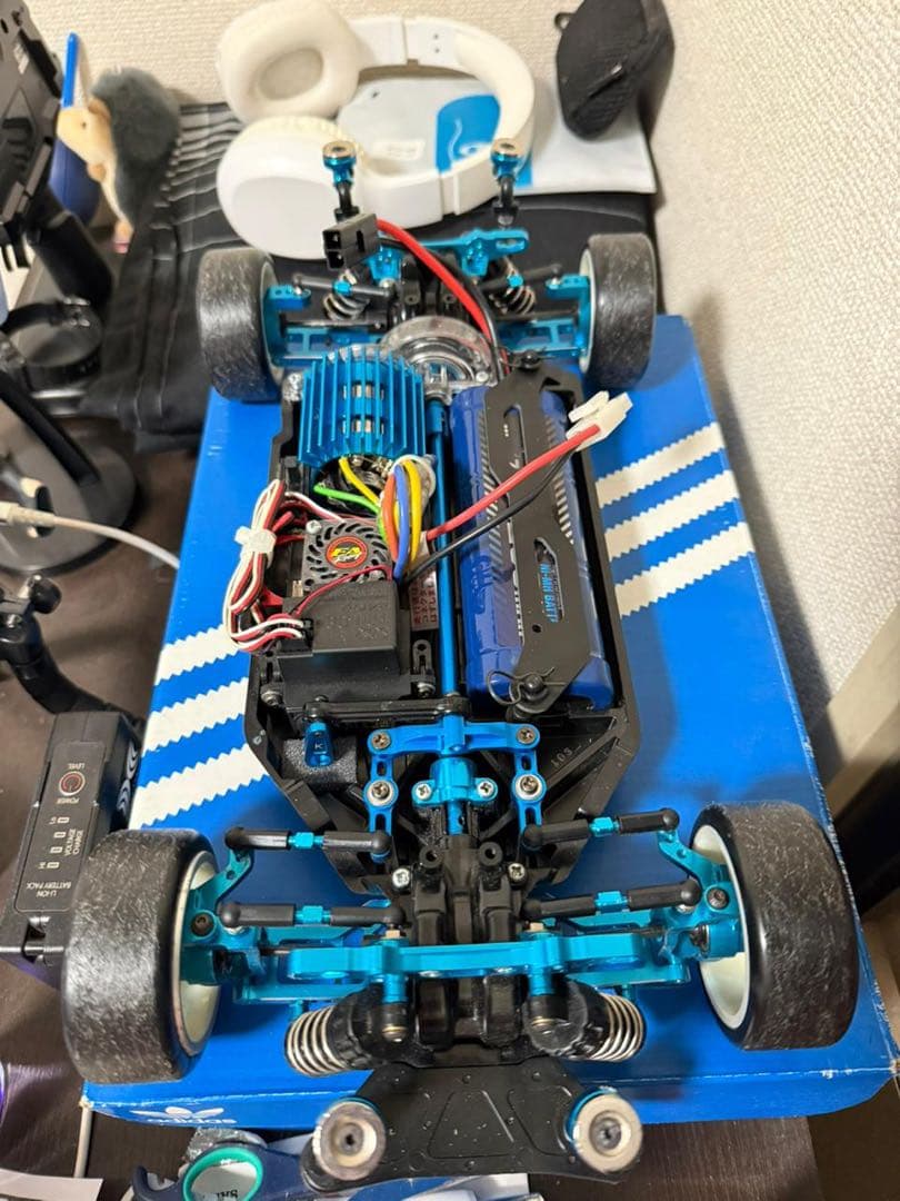 日産GT-R ラジコンカー カスタムシャーシ TT-02