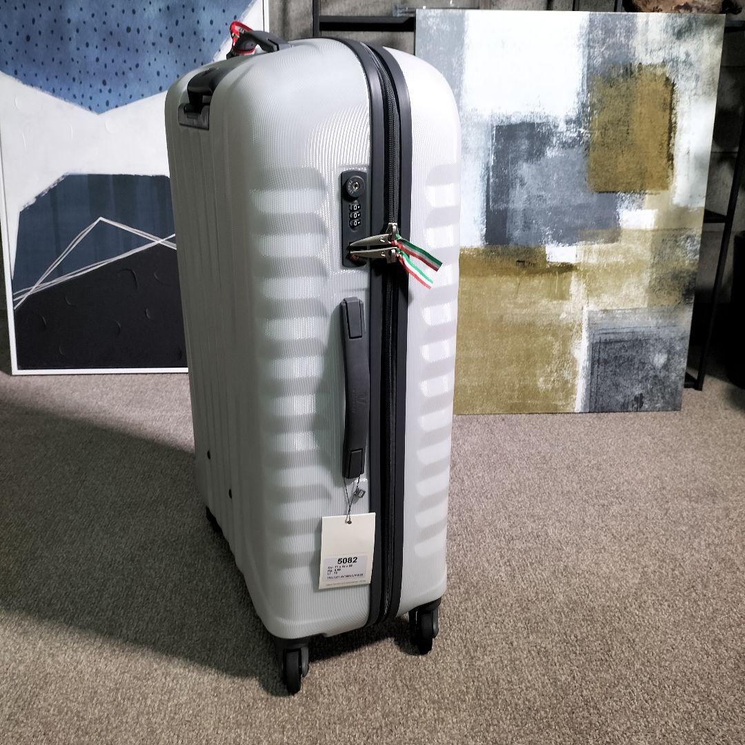 未使用品 ロンカートキャリーケース ホワイト 63L 展示品(2511A②)