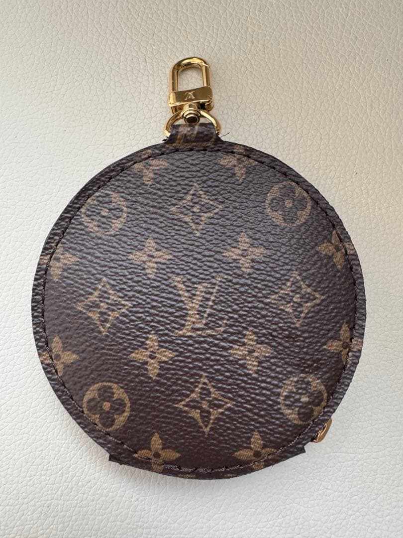 【未使用】　ルイヴィトン　ケース