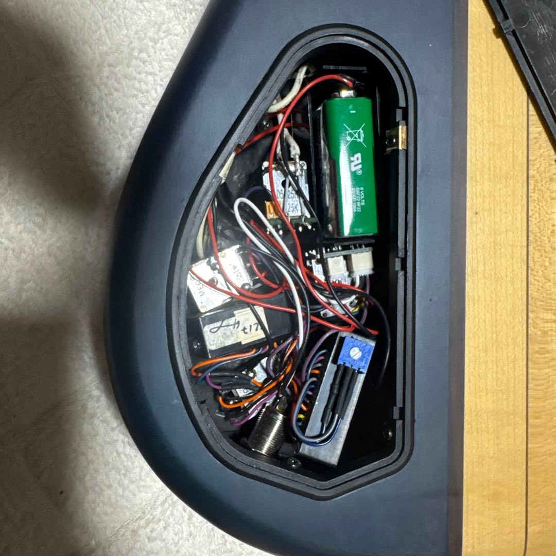 LLICA ベース　5弦