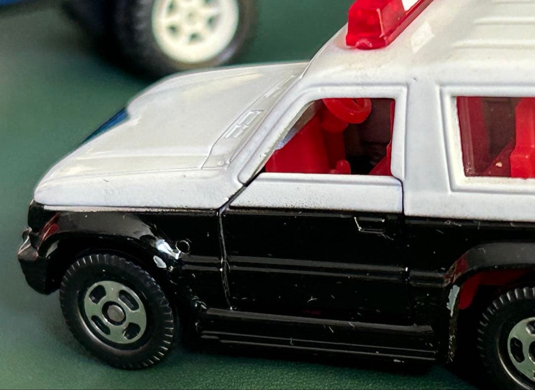 トミカ パジェロ 2台セット