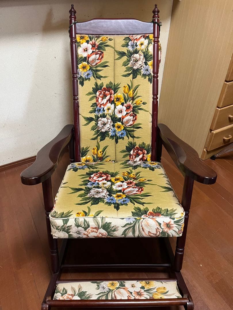 【ワンプライス】【ビンテージ】ロッキングチェア　背もたれクッションダブル付き