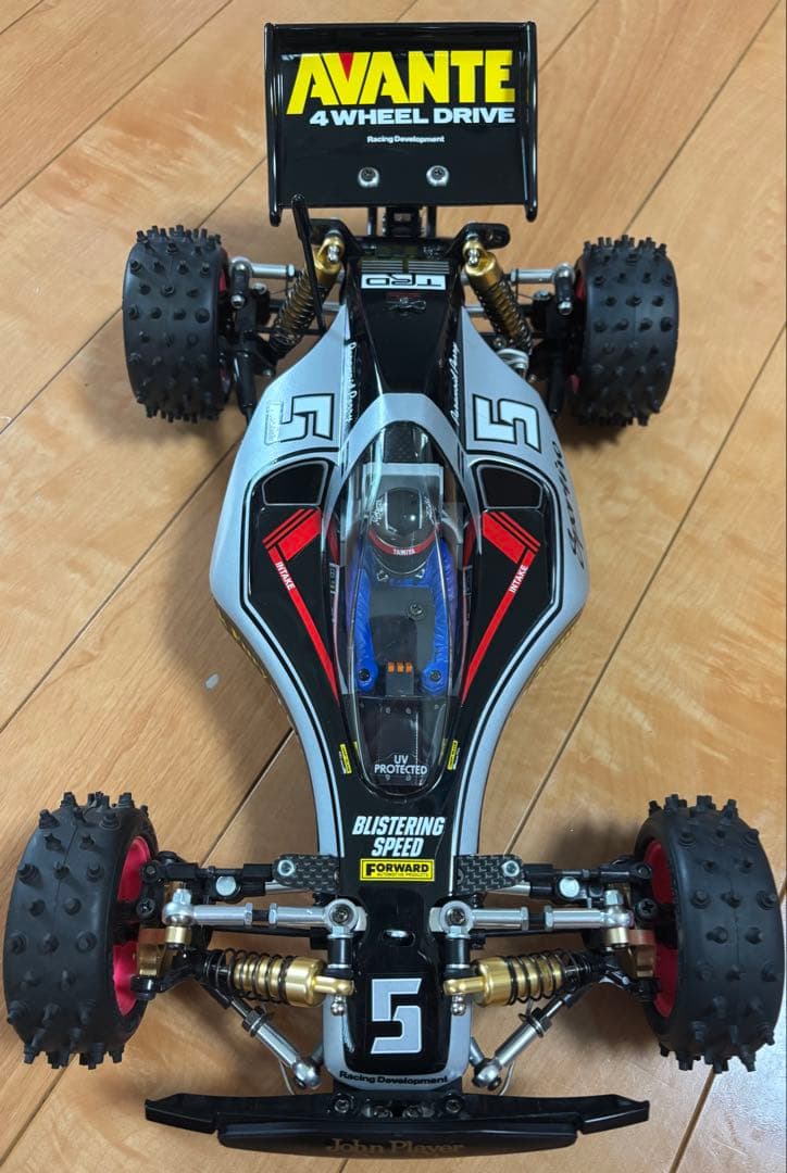 未走行品、タミヤ 1/10 電動RC アバンテ2011 ブラックスペシャル