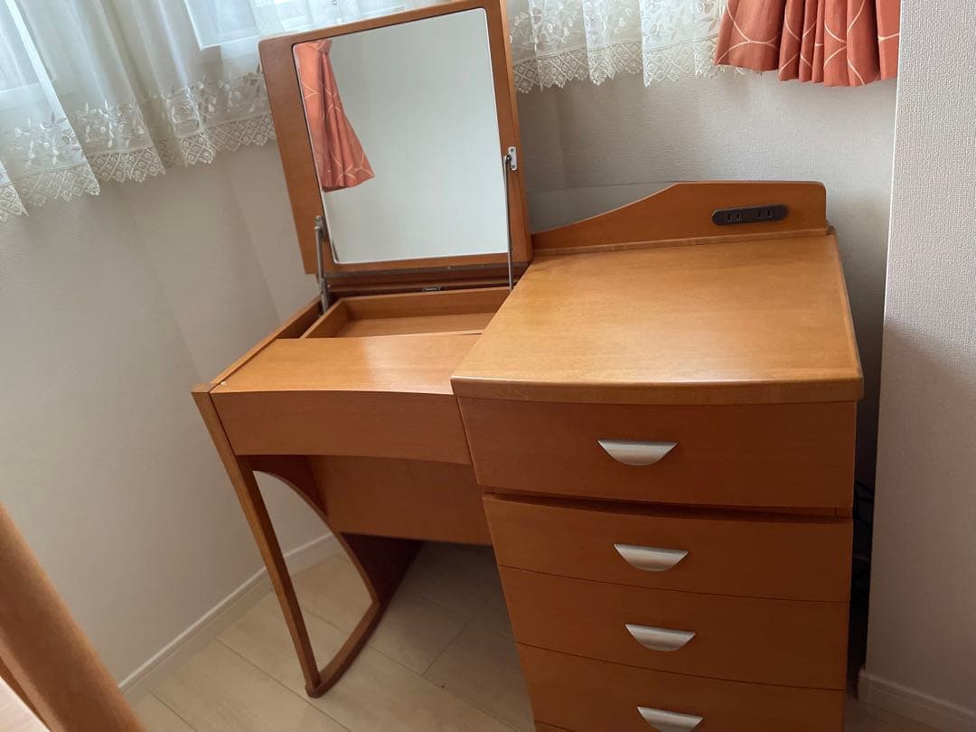 ドレッサー　鏡台　化粧台　デスク　机
