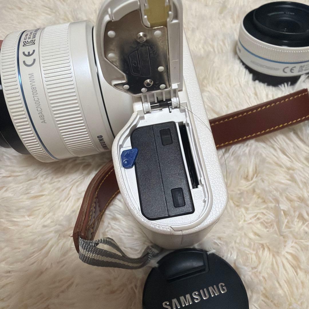 Samsung NX1000 カメラ本体, レンズ & フラッシュ　　ジャンク品