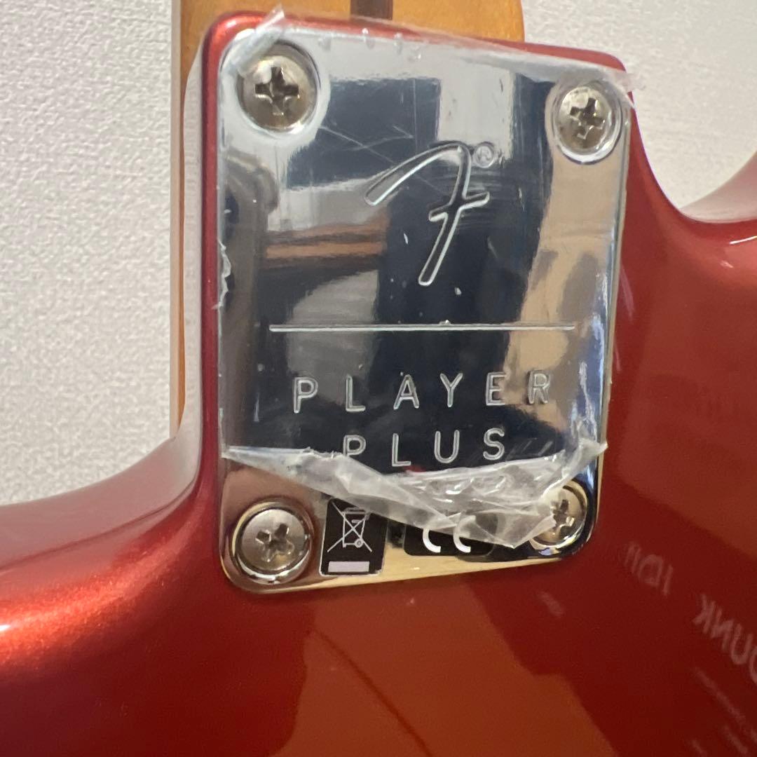 Fender Player Plus Stratocaster メタリックレッド
