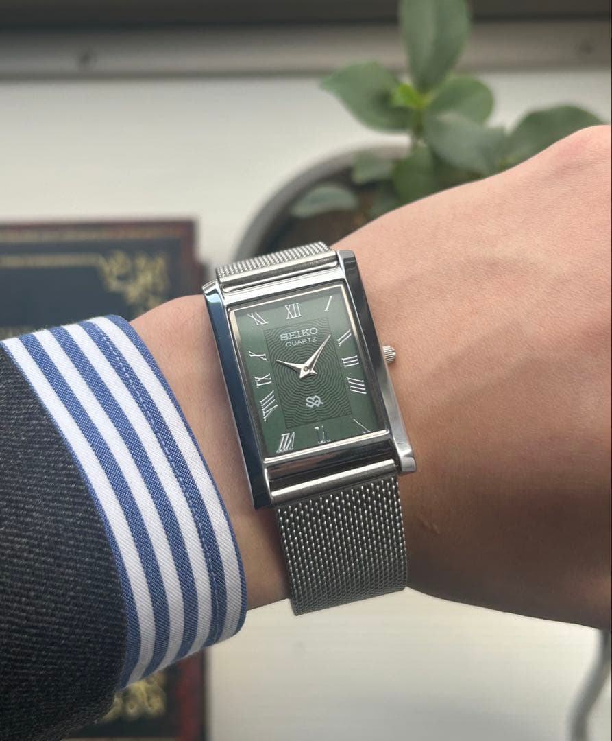 SEIKO tank 緑×銀 レクタンギュラー 稼働品