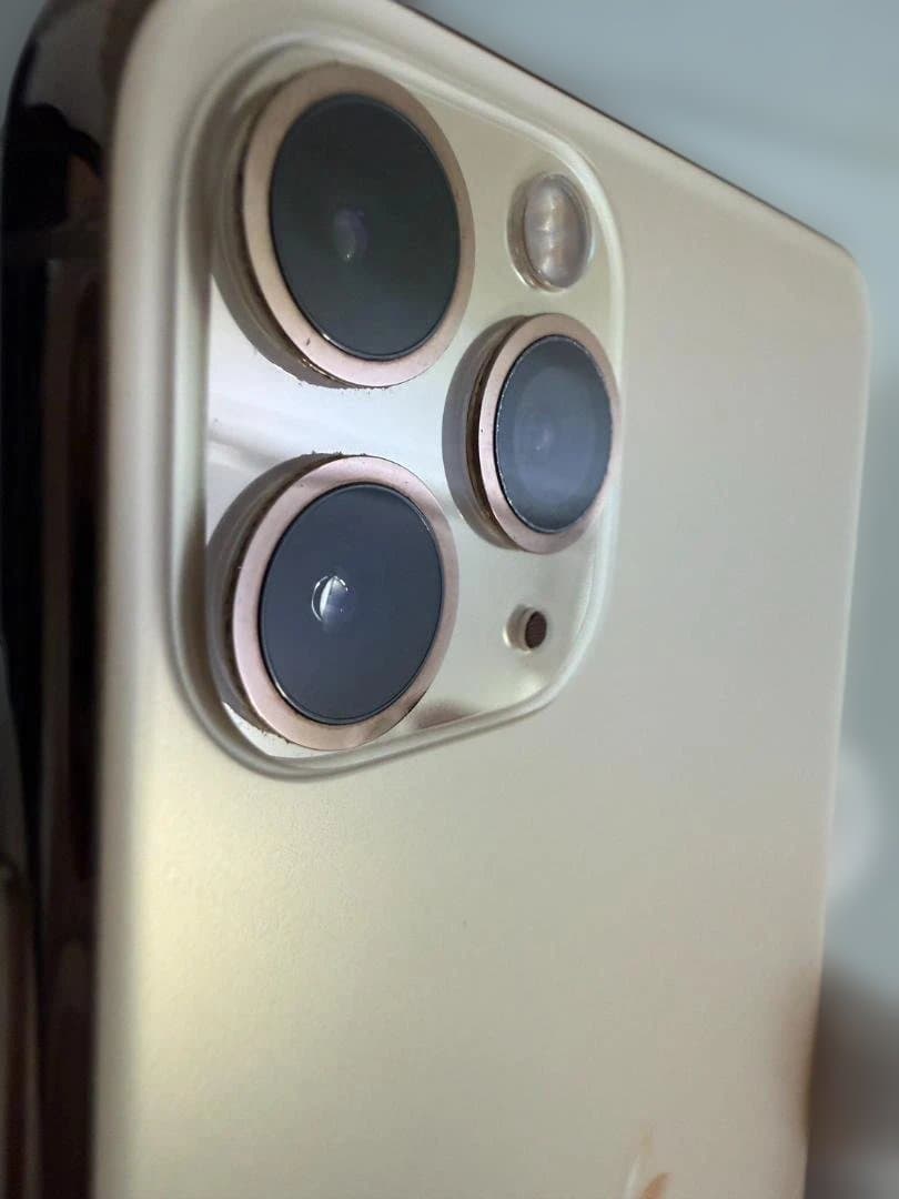 iPhone 11 Pro Max ゴールド 64GB　#4737-1