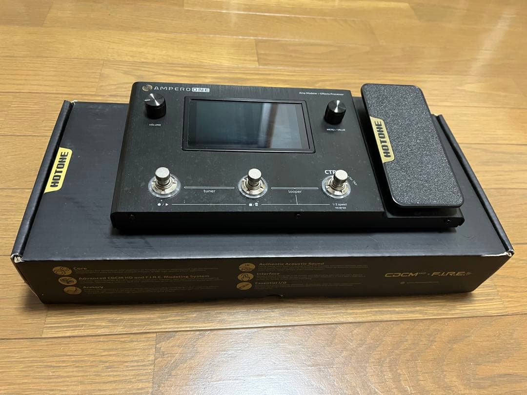 【ジャンク品】HOTONE Ampero One（液晶割れ、スイッチ2接触不良）