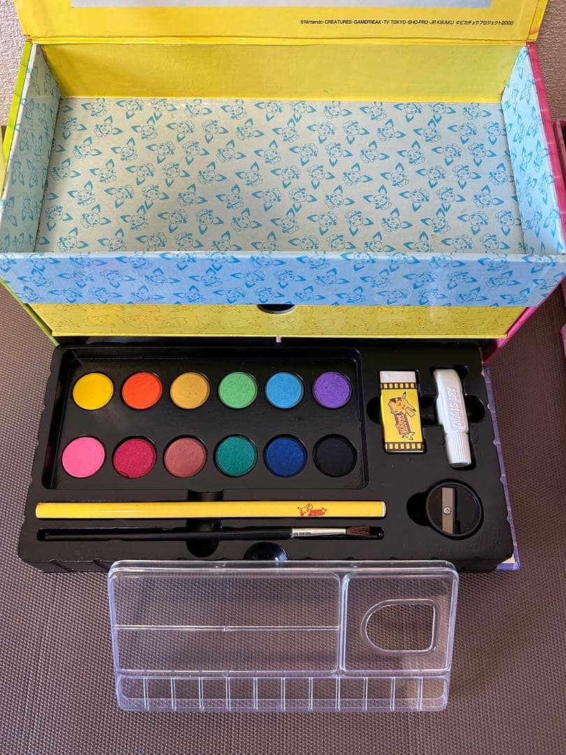 激レア　ピチューとピカチュウ 文具セット