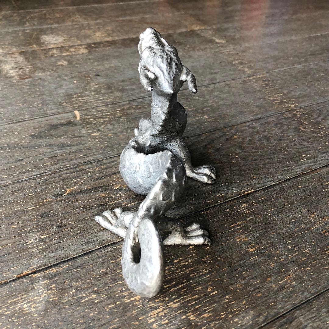 龍 竜 ドラゴン 置物 金属製 銀色
