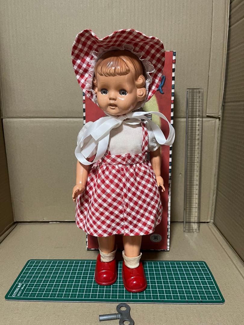 歩行人形★ブリキ★ゼンマイ★箱付