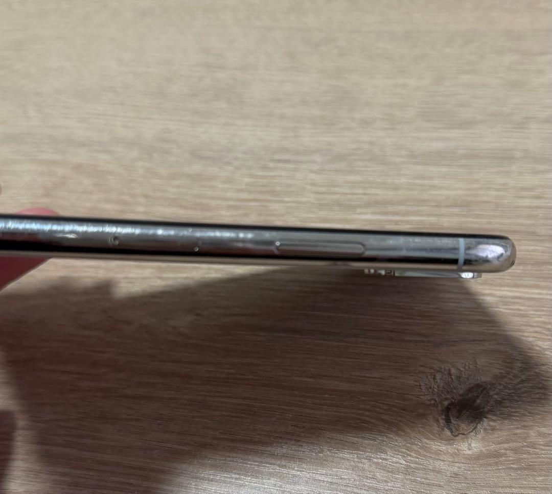 【24時間以内に発送】iPhone X 64GB シルバー 画面ひび割れ有り