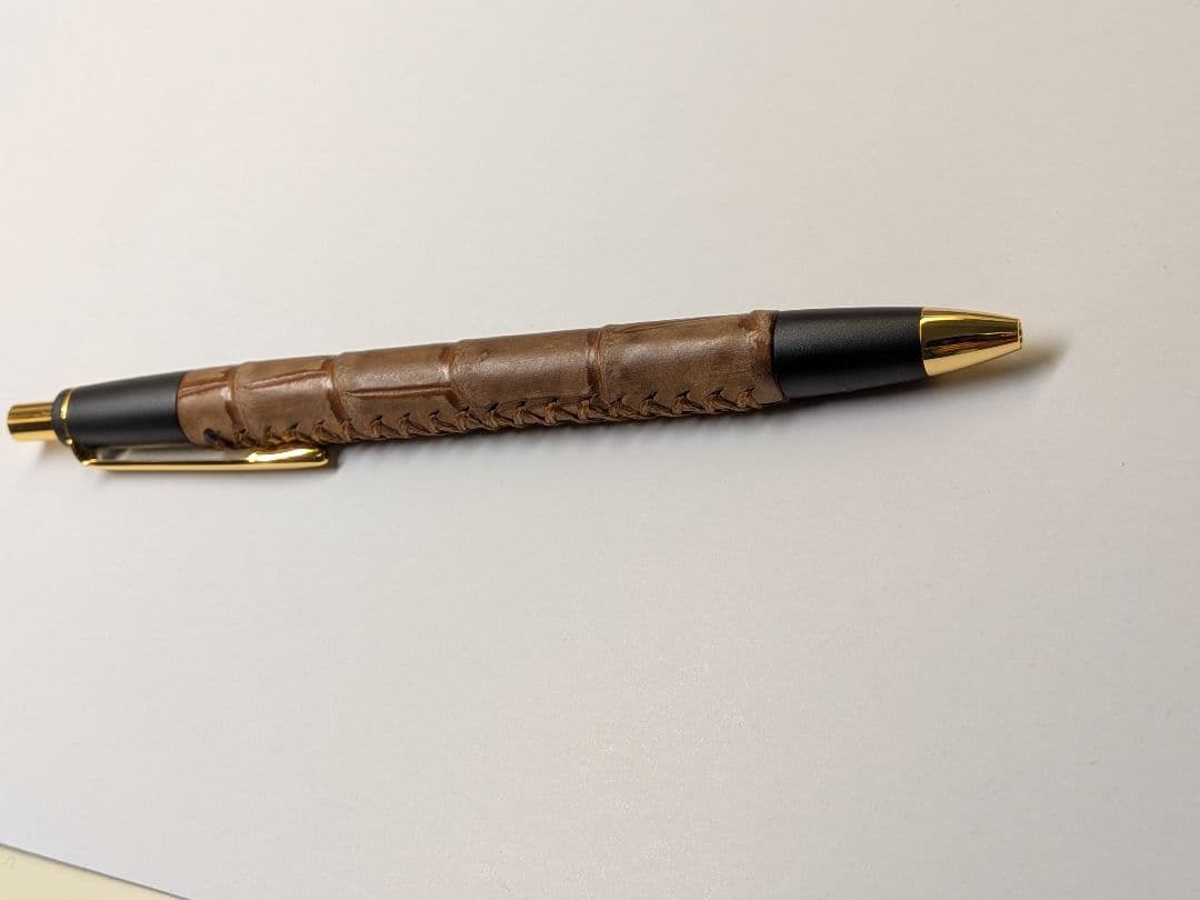 11/30まで最終日特価　 シックザール　クロコダイル(ベージュ)