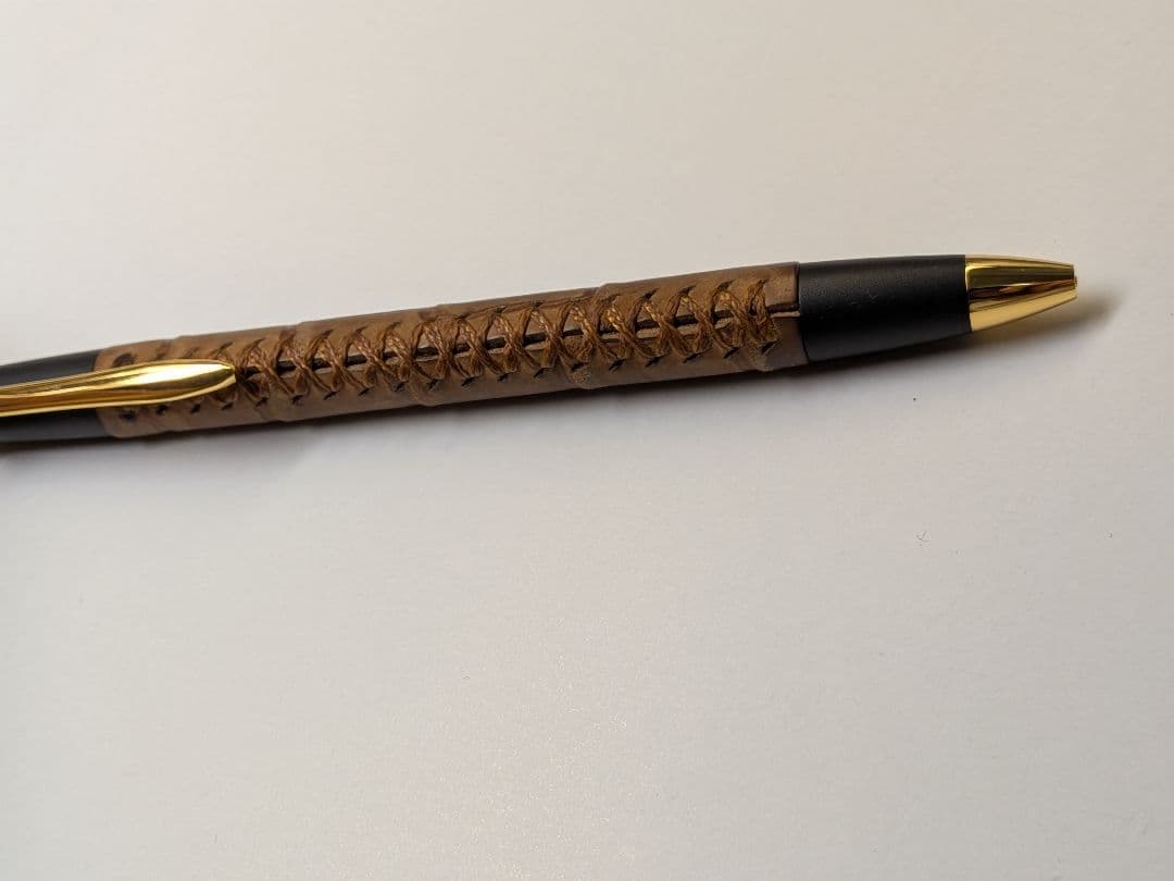 11/30まで最終日特価　 シックザール　クロコダイル(ベージュ)