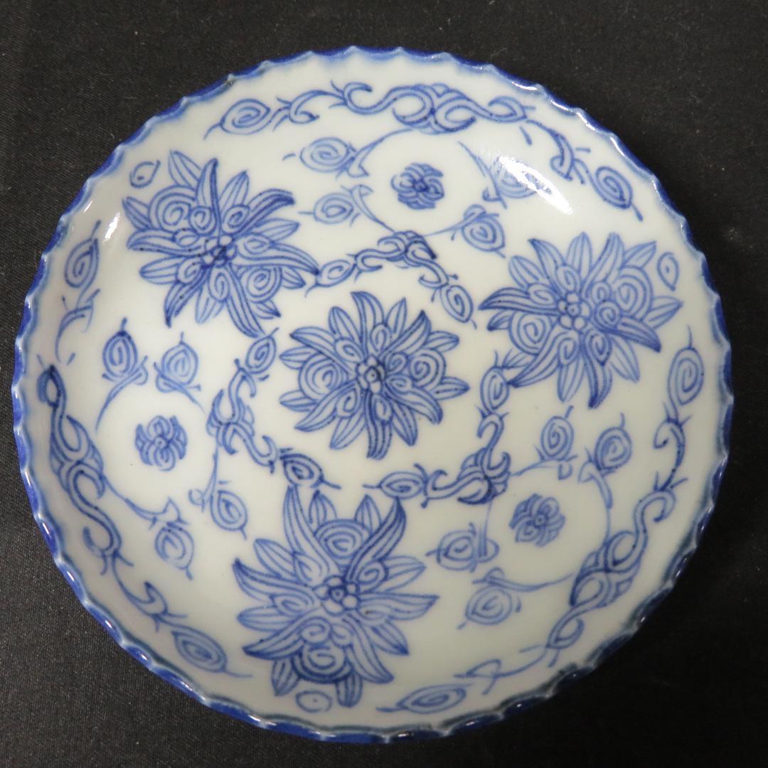 小皿 線画 明治 染付 変わり縁 銘 唐草 花 古伊万里 6枚