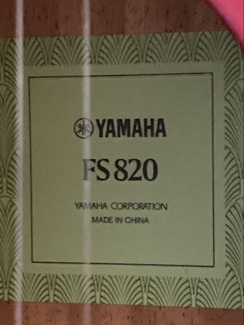 YAMAHA アコースティックギター FS820 レッド ギターケース付き