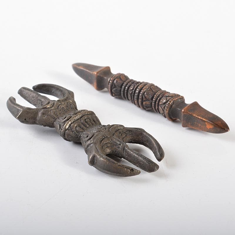 チベット密教法具　古銅　独鈷杵　三鈷杵　金剛杵　2点　木箱付　M　R6562