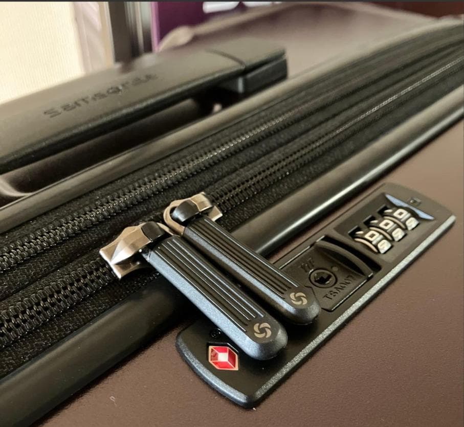 SAMSONITE サムソナイト 110L 軽量キャリーケース スーツケース