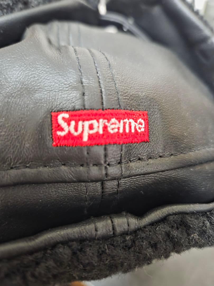 Supreme✖️NEWERAイヤーフラップボアレザーキャップ 7 5/8