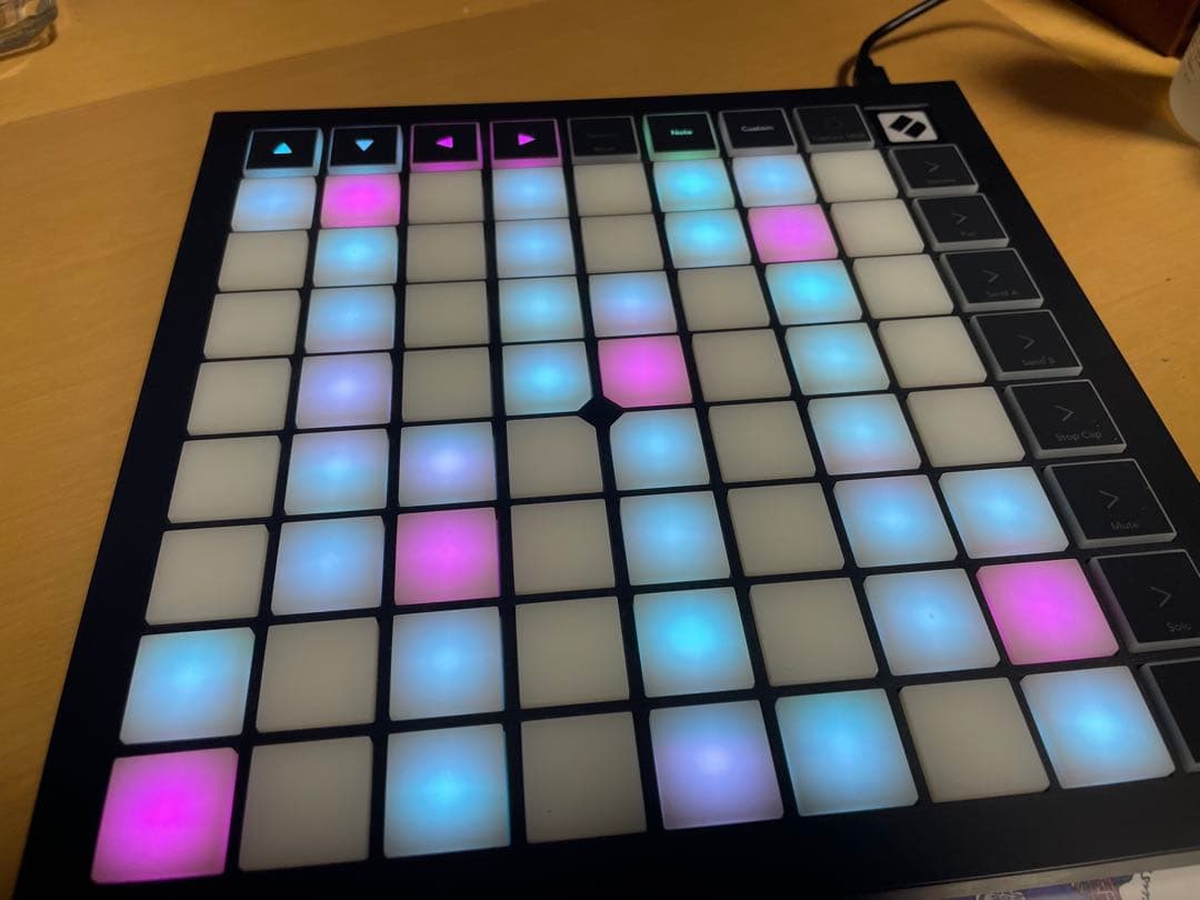 【価格相談可】Novation Launchpad X